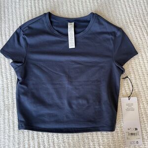 ALO Yoga alosoft crop finesse Short Sleeve